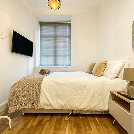 Newly Refurbished Luxury 3 Bedroom Apartment Londýn Exteriér fotografie