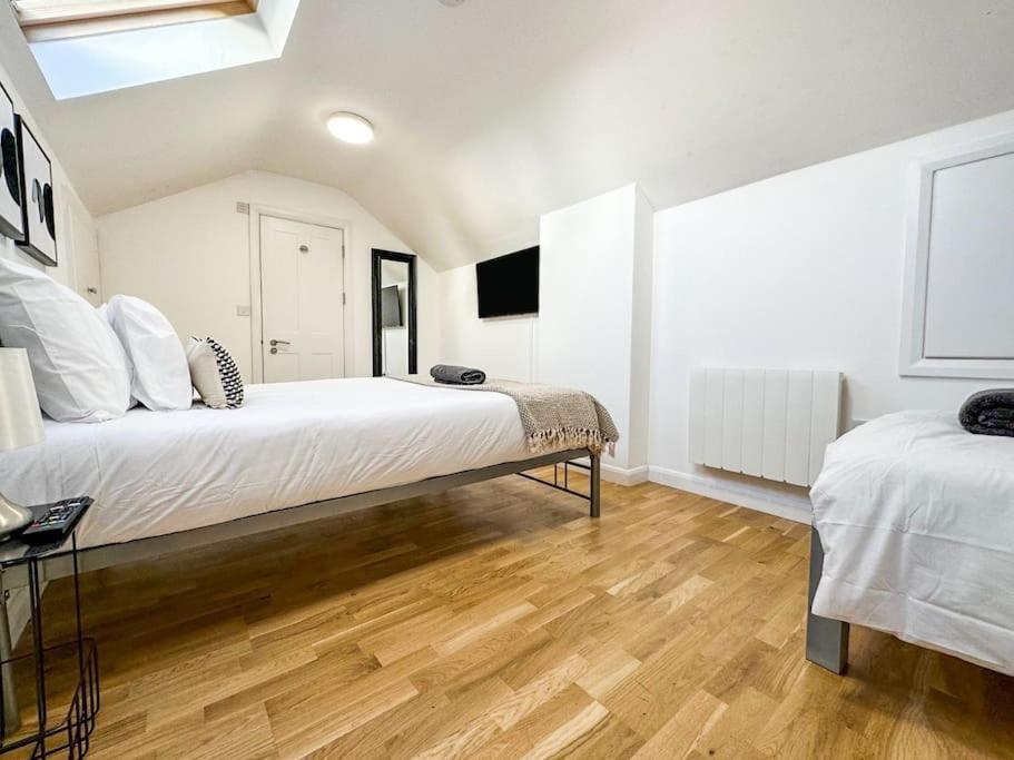 Newly Refurbished Luxury 3 Bedroom Apartment Londýn Exteriér fotografie