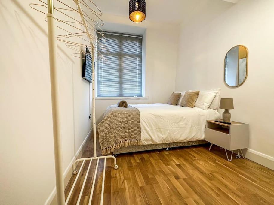 Newly Refurbished Luxury 3 Bedroom Apartment Londýn Exteriér fotografie